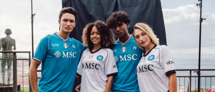 Le Maglie Del Napoli 2023 2024 Con Il Tricolore E Il Vesuvio