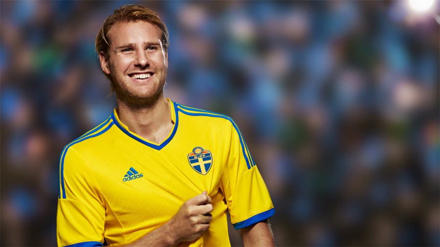 Le maglie della Svezia 2013-2014 tornata a vestire adidas