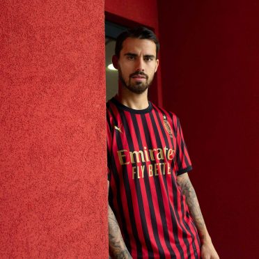 Maglia Milan 120 anni celebrativa di Puma