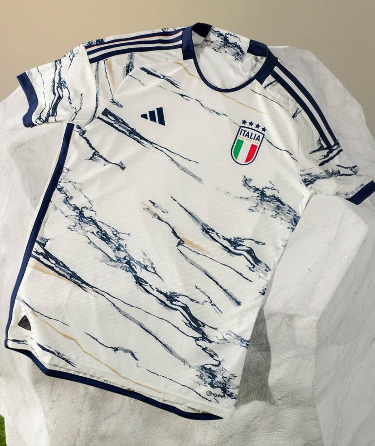 La Nuova Maglia dell'Italia 20232024 di Adidas ispirata al Marmo!